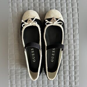 (NIB) GUESS “Maysa” Knit Cap-toe Mary Jane Flats